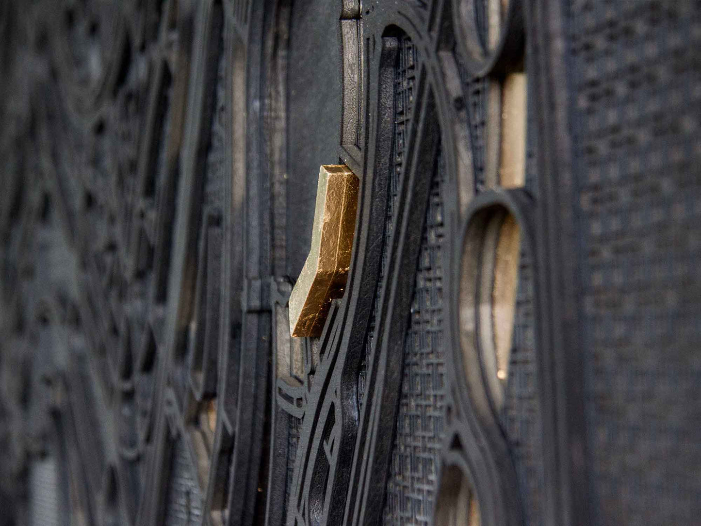 Dubai Map Wall Art – Custom Laser-Cut Design in Black & Gold