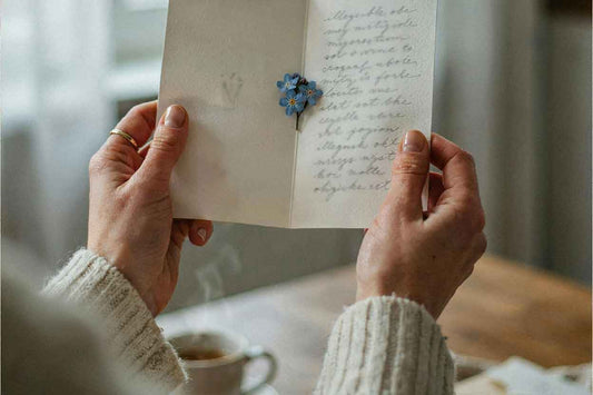 What to Write in a 5th Anniversary Card: 30 Examples